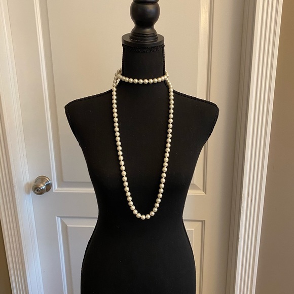 50” Pearl Necklace - Picture 2 of 5